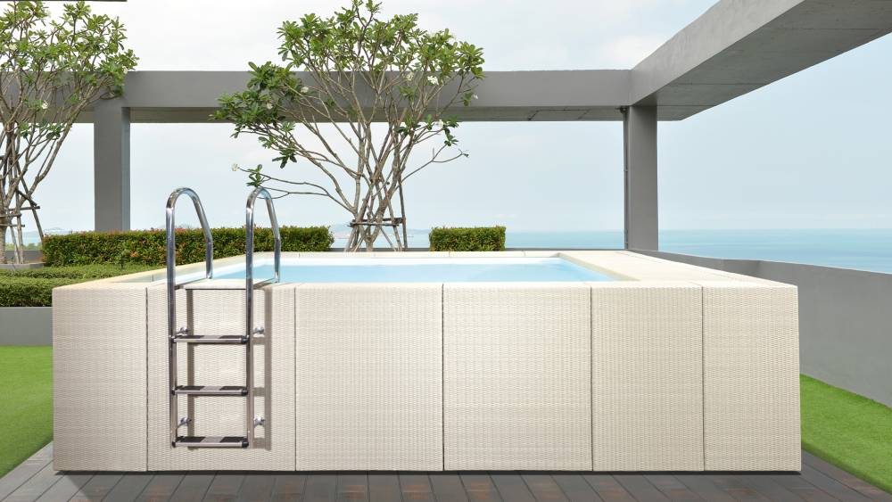 Piscine blanche