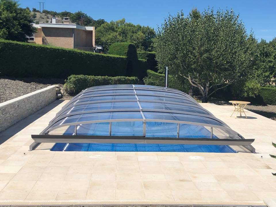 Piscine fermée