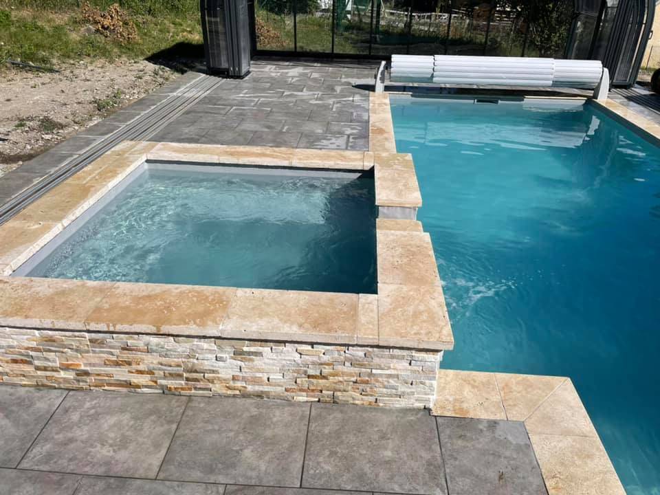 piqcine + spa maconné